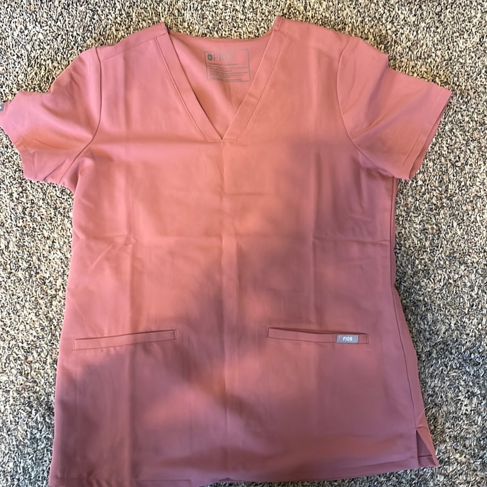 Figs Casma three pocket scrub top